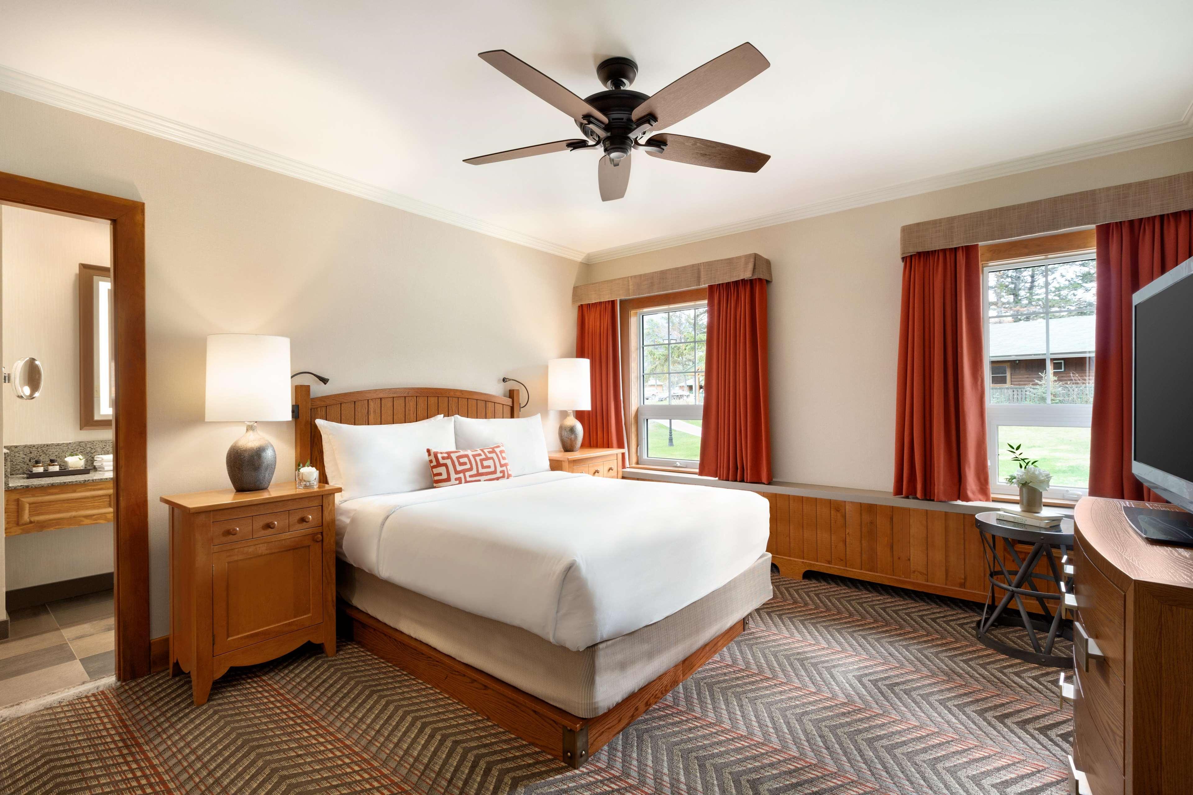 Fairmont Park Resort 4*